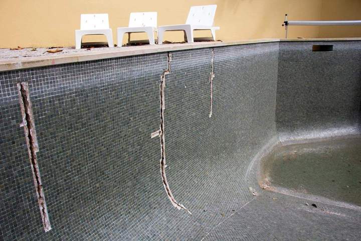 Dépannage fuite de pisicine Tulle